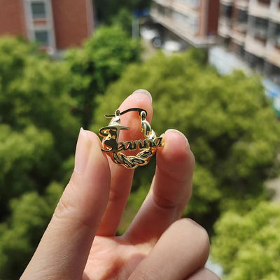Mini pendientes personalizados con nombre personalizado, de 18 mm, pequeños aros giratorios para niños, regalo de aniversario, joyería para familiares, amigos y amantes.